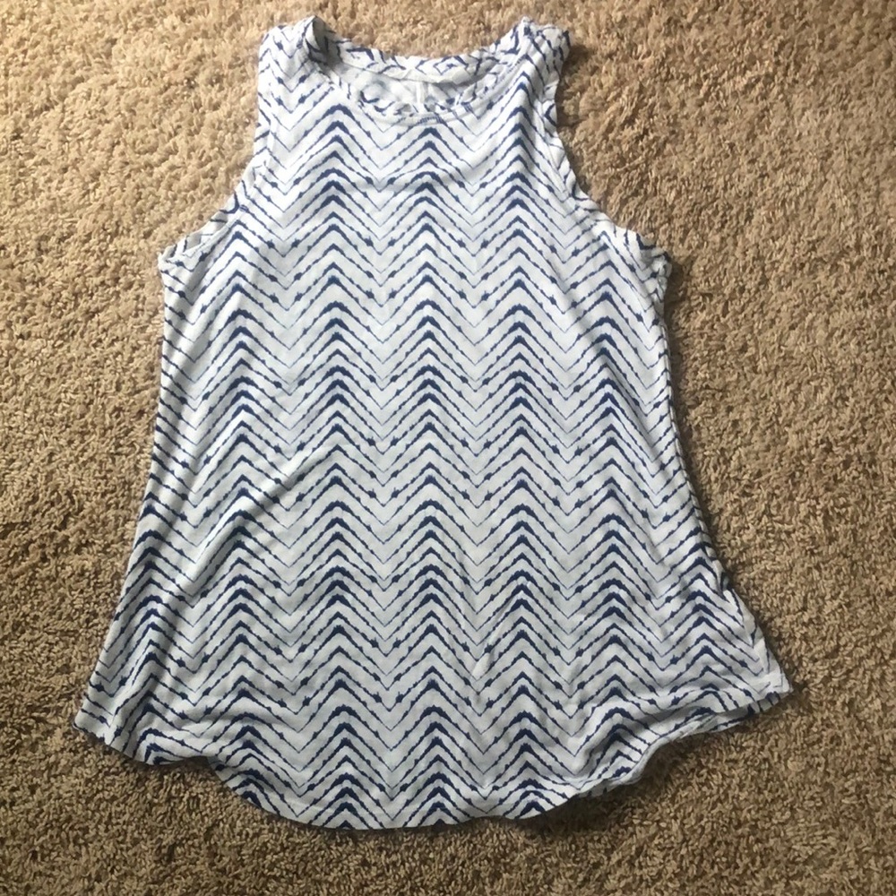Athelta linen blend tank.